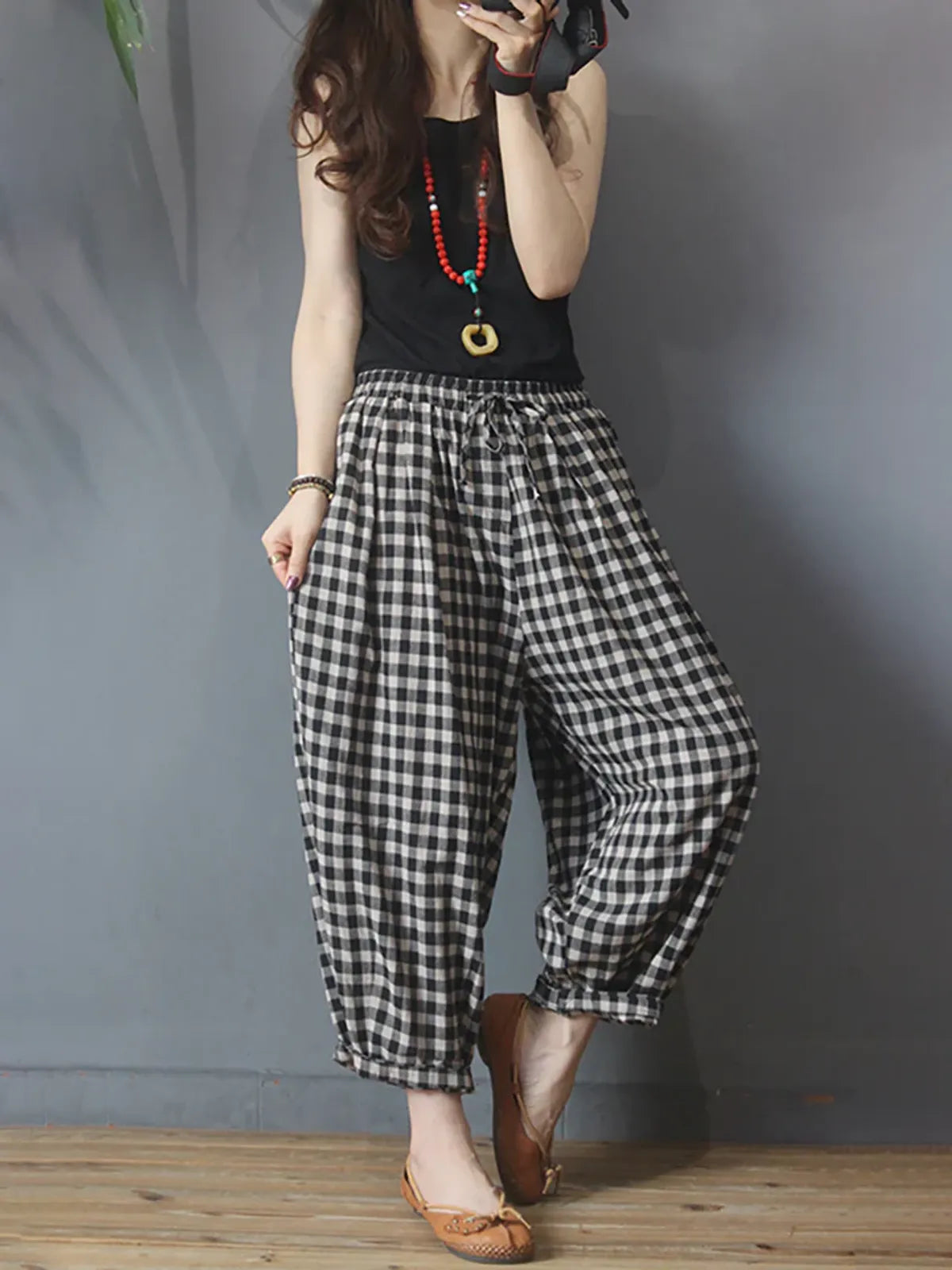 Black & White Check Loose Pants – Trendy, Comfortable & Versatile