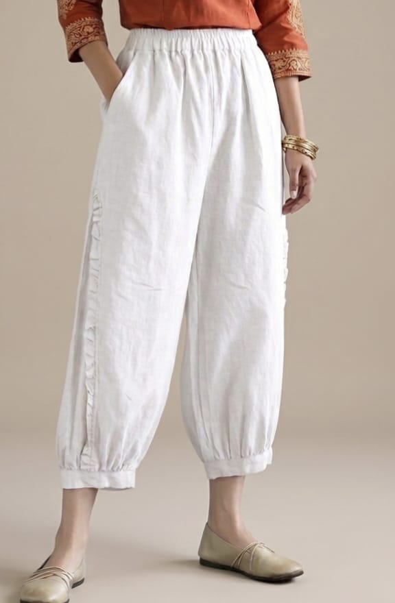 Women Casual Elastic Waist White Cropped Balloon Pants with Half GatherDetail