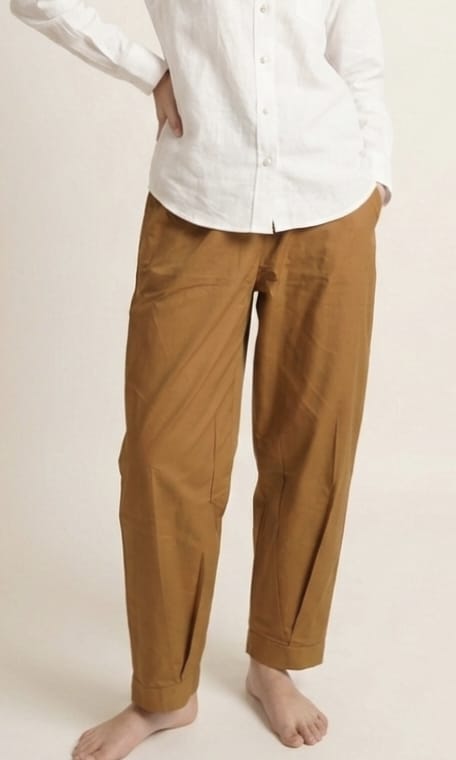 Women's Tapered Cotton – Relaxed Fit Pleated Trousers in Mustard Brown